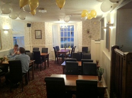 The Swan Hotel อัลมอนด์สเบอรี ภายนอก รูปภาพ