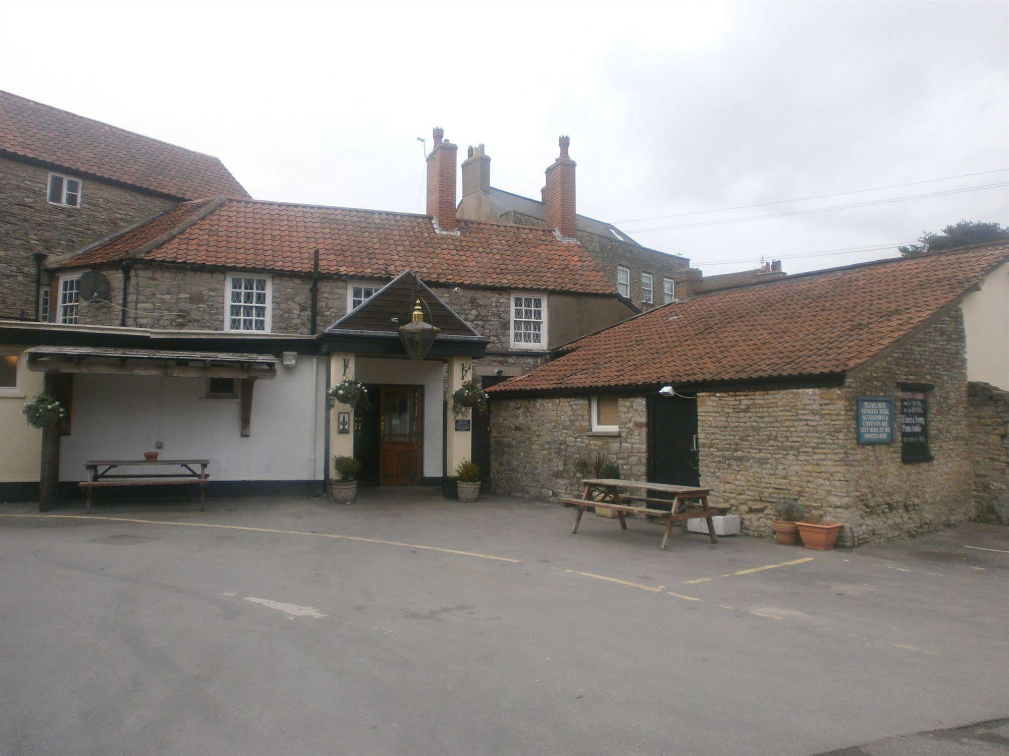 The Swan Hotel อัลมอนด์สเบอรี ภายนอก รูปภาพ